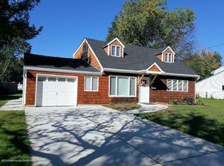 4 Elm Ave, Hazlet, NJ 07730