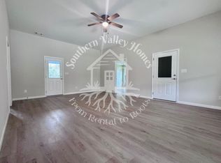 308 Woodland Dr, Warner Robins, GA 31088