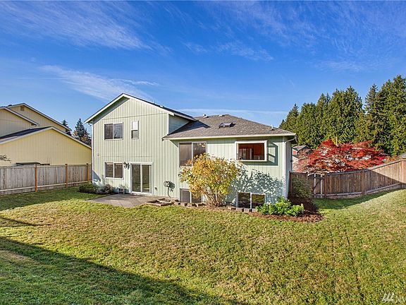 5th image of 2911 82nd Ave NE
