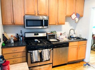 3700 N Fremont St #9083, Chicago, IL 60613