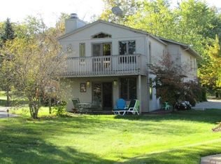 6712 E Waco Dr, Syracuse, IN