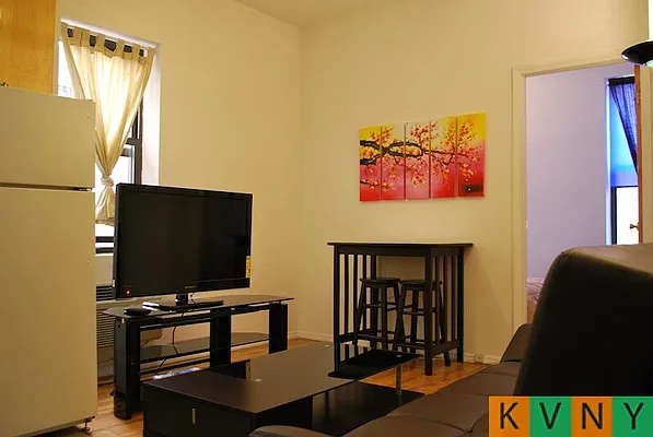 Rented by KVNY Soho | media 17