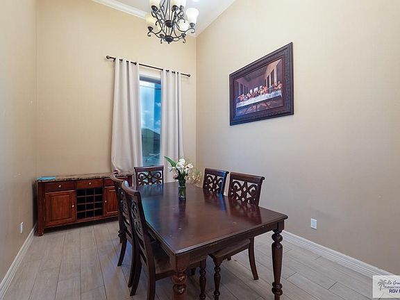 5th image of 153 Alvarez Ct