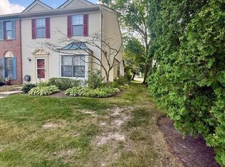 9 Latta Ct, Lawrence Township, NJ 08648