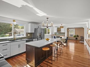 12 Arthur St, Seekonk, MA 02771