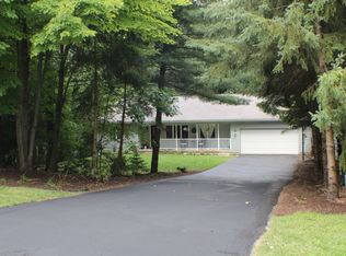 3511 Mason Lake Rd NE, Grand Rapids, MI 49525