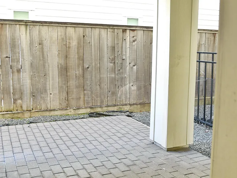 2211 Chenevert St #A — Photo 29