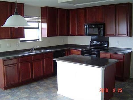 1st image of 221 Calixto Ct