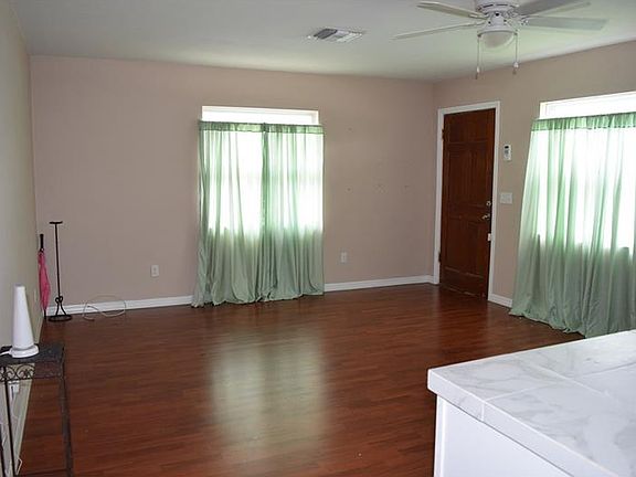 4th image of 4068 38th Ave N