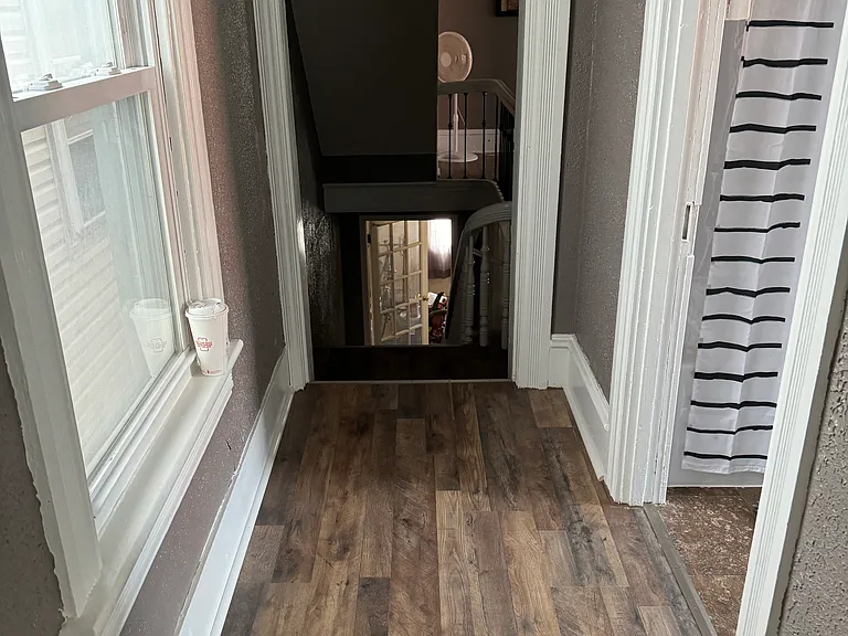 27 E Front St — Photo 3