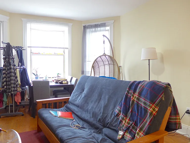 60 Queensberry St #3 — Photo 1