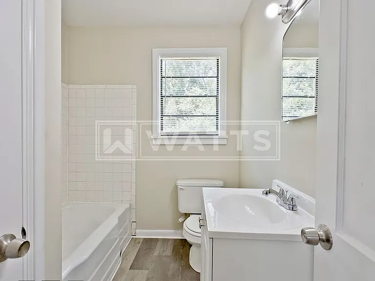 3121 Monroe Ave — Photo 15