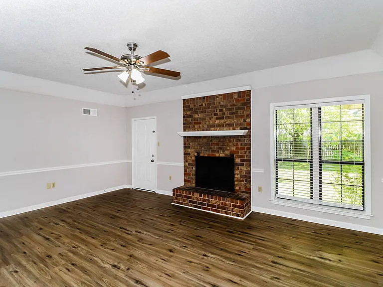 6779 Cleary Dr — Photo 4