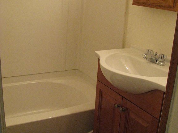 Newer bath renovation