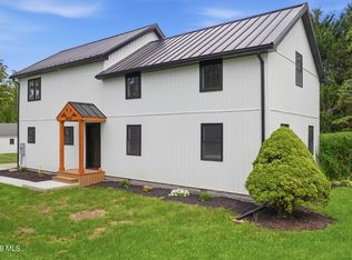 24410 2nd St, Grand Rapids, OH 43522