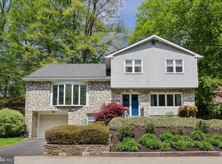 1116 Rock Creek Dr, Wyncote, PA 19095