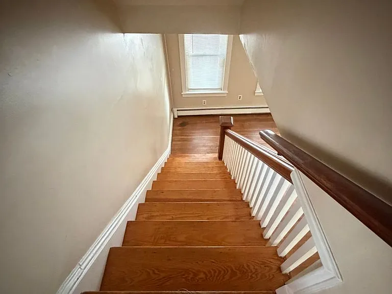 1432 Monroe St — Photo 10