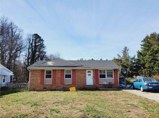 204 Sunnybrook St, High Point, NC 27260