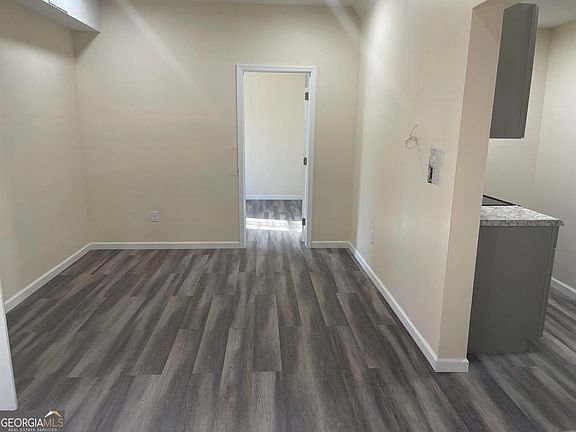 4th image of 1757 Bennett Dr