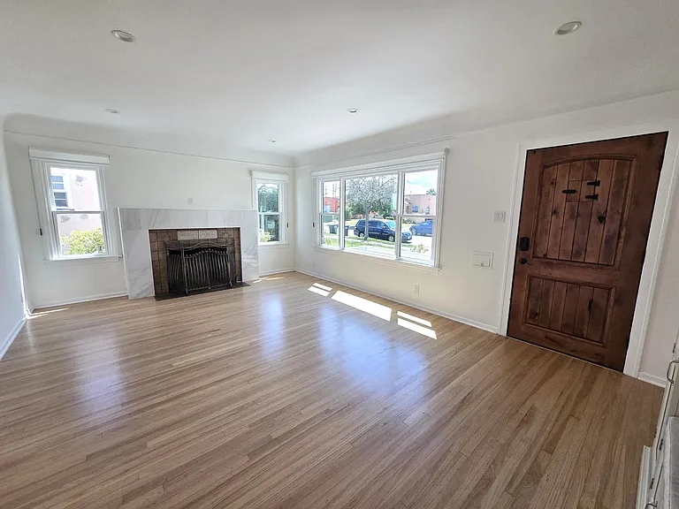 675 Arden Ave — Photo 6