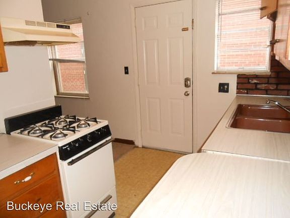 4th image of 145 King Ave APT B
