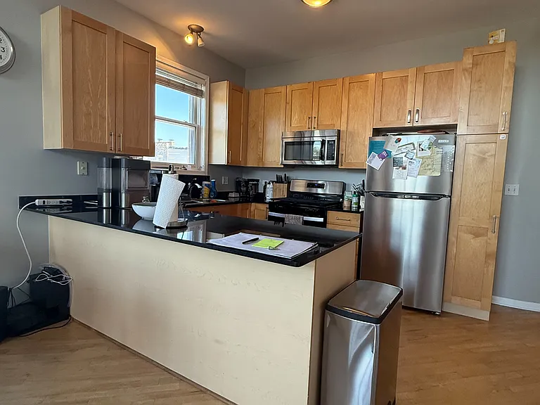 2215 W Augusta Blvd #3E — Photo 4