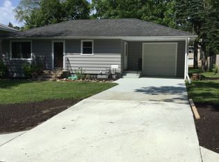 110 18th Ave N, Hopkins, MN 55343