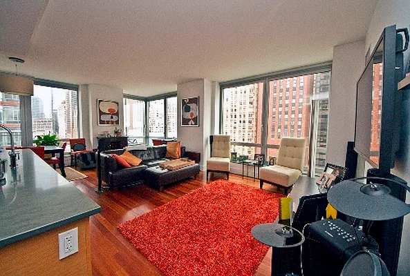 Rented by Keller Williams NYC | media 10