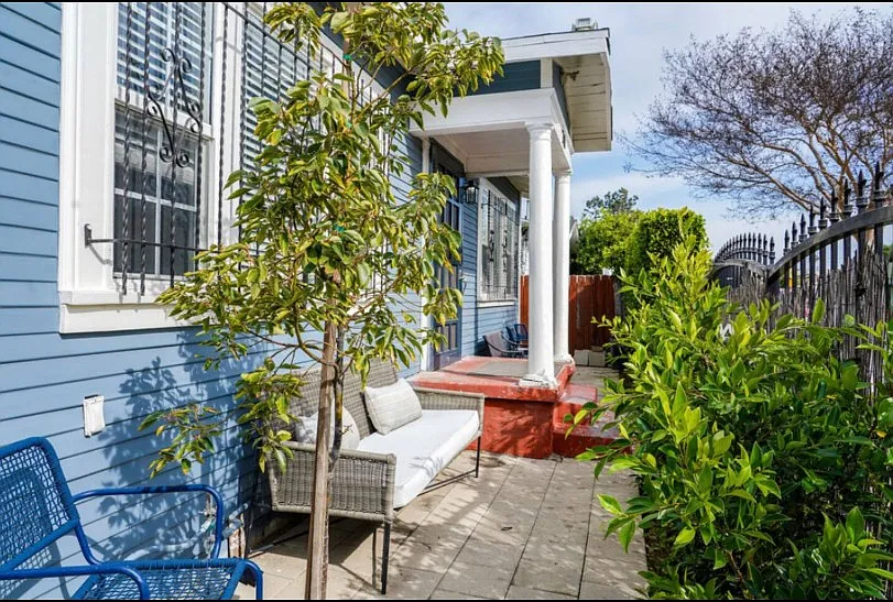 3 bed, 968 sqft, $3,595 — Photo 2