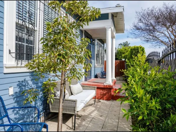 711 W 69th St, Los Angeles, CA 90044