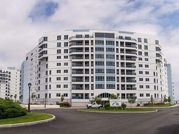 2nd image of 1001 Marina Dr APT 712