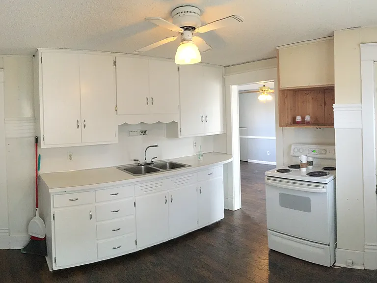 108 W Pine St — Photo 6