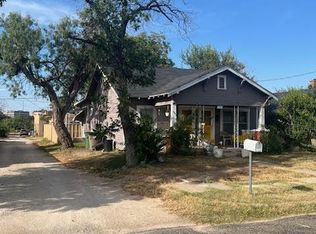 210 W Avenue B, San angelo, TX 76903