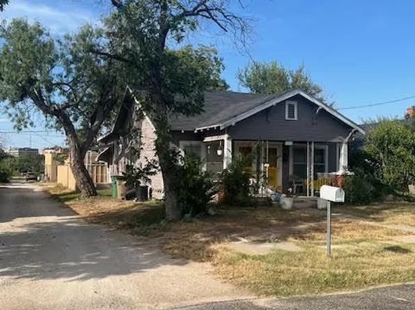 210 W Avenue B, San Angelo, TX 76903