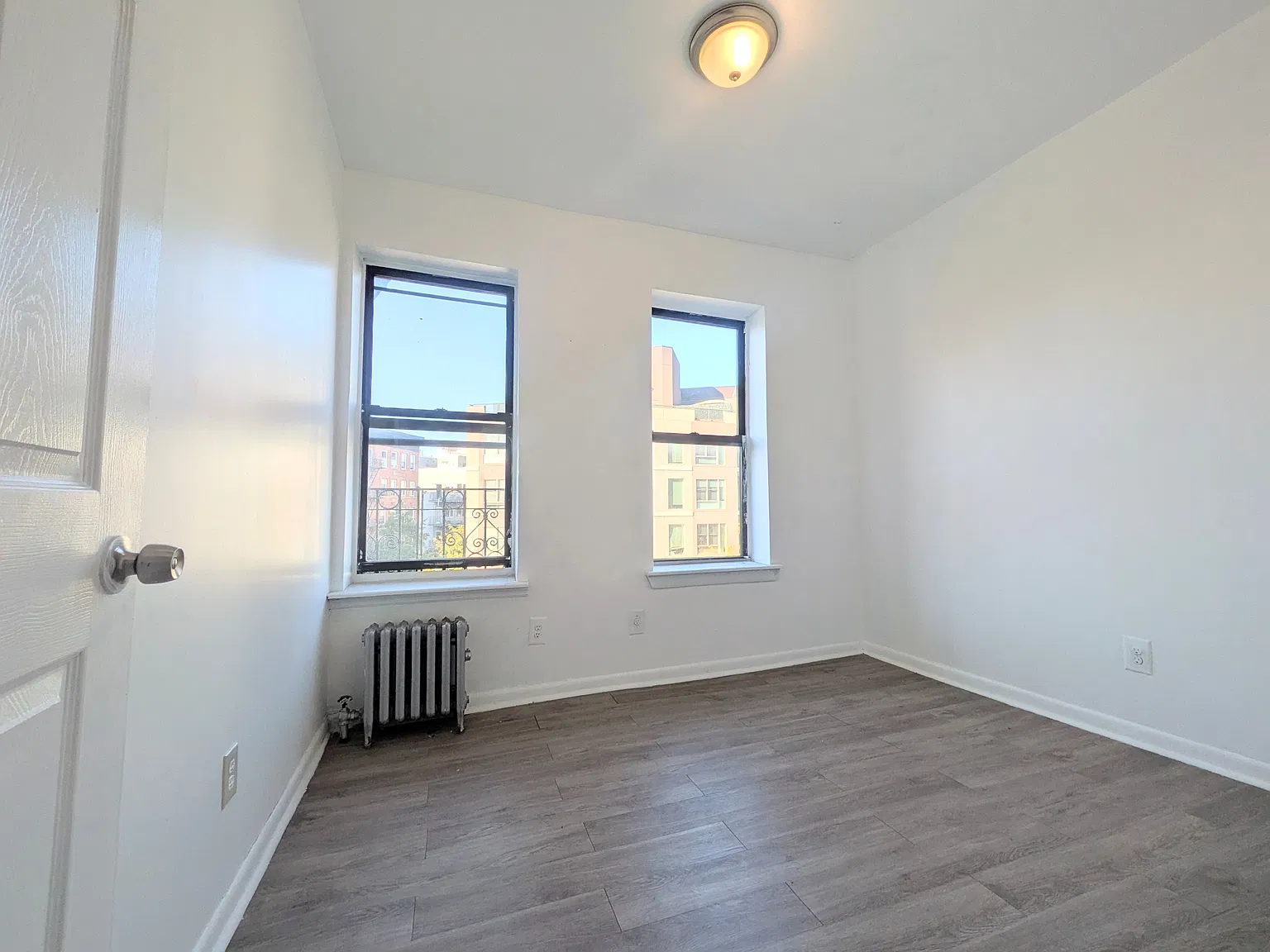 176 Borinquen Place — Photo 2