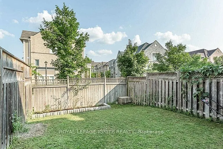 3064 Turbine Cres — Photo 22