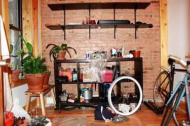 Rented by Rennit Inc.