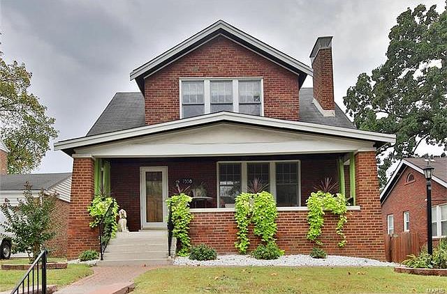 1st image of 7558 Warner Ave