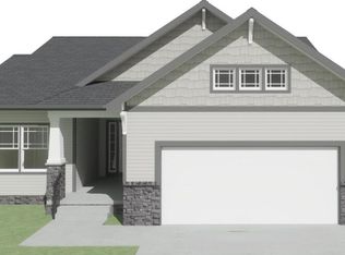 1759 Blackthorn St, Council Bluffs, IA 51503