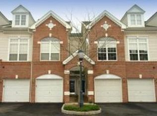 410 Rosewood Dr #410, Union, NJ 07083