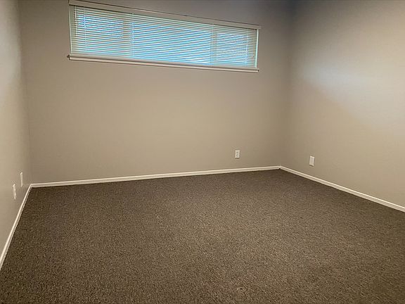 5th image of 207 Brennan St APT C