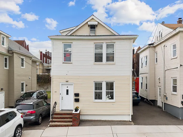 3 Edison Pl #1 — Photo 19
