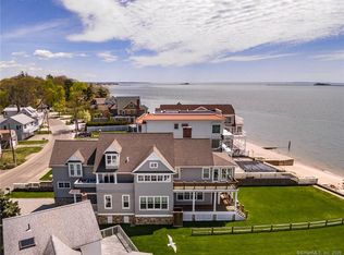 13 Groveway, Clinton, CT 06413