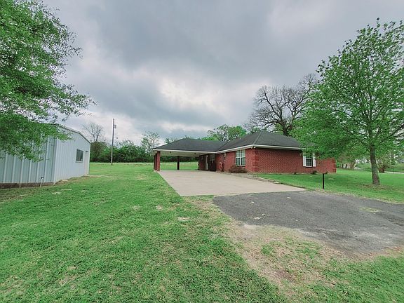 2nd image of 218 County Road 820