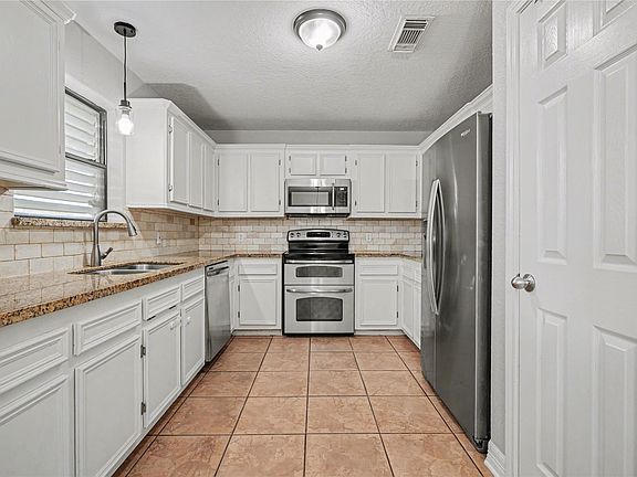 5th image of 12431 9th St