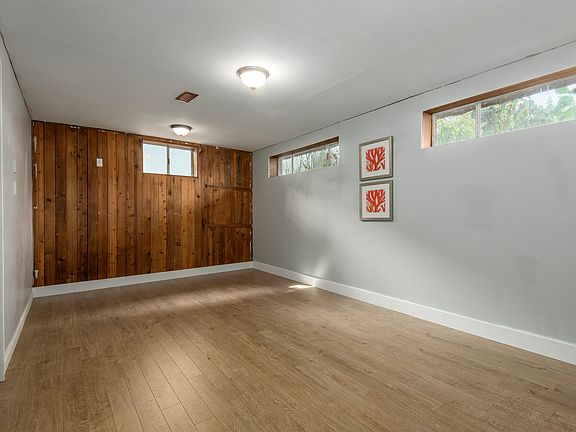 2nd image of 32346 Diamond Ave