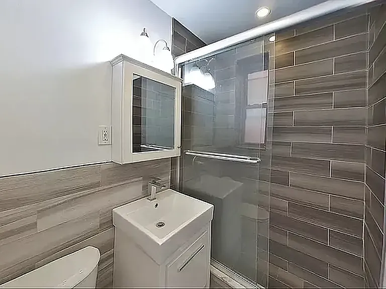 1410 York Ave #1C — Photo 4