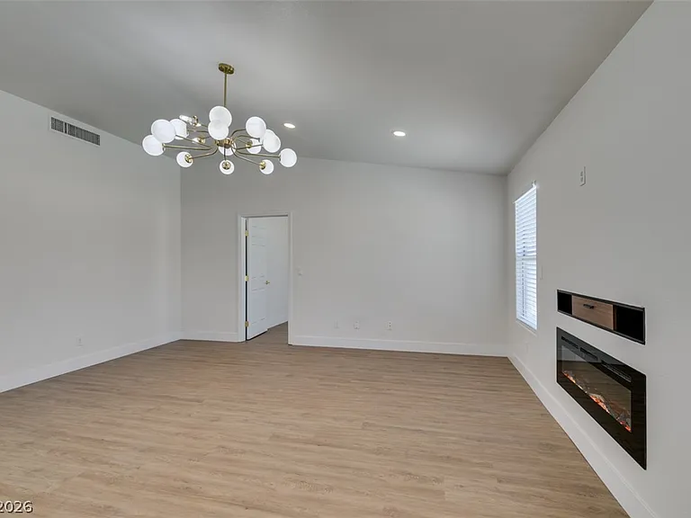7824 Villa Finestra Dr — Photo 22