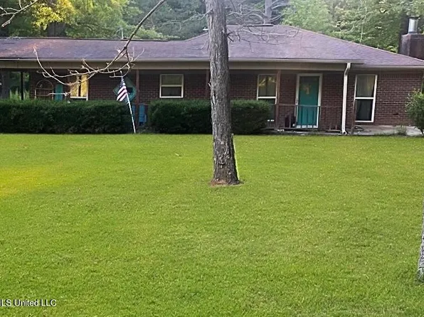 2117 Highway 43 N, Pelahatchie, MS 39145