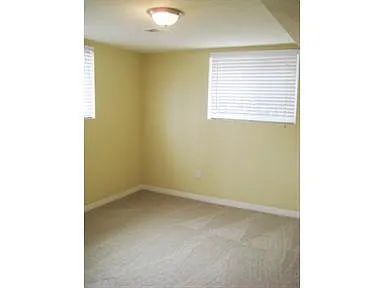 Building Photo - 2506 E 31st Ave #TOP FLOOR